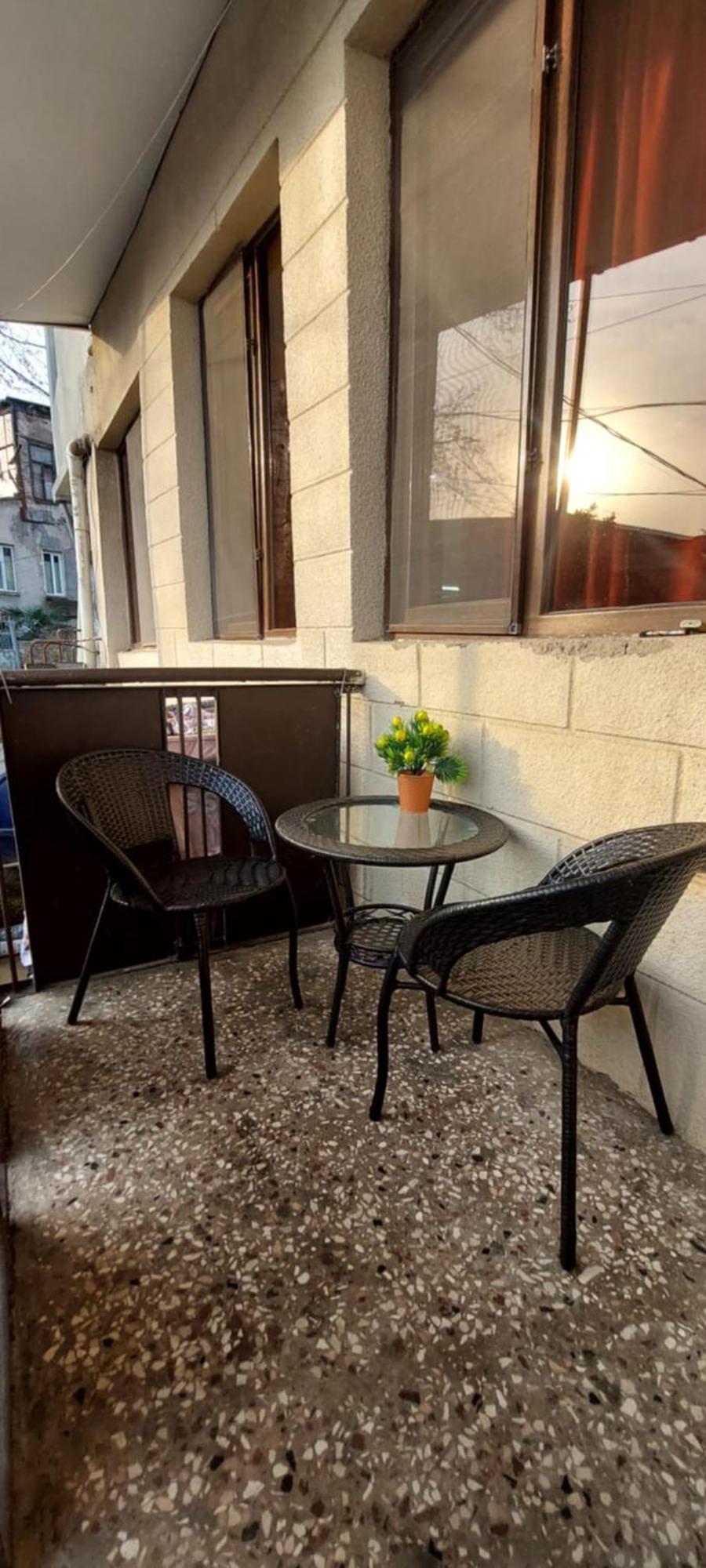 Guest House Theodora Кутаиси Экстерьер фото