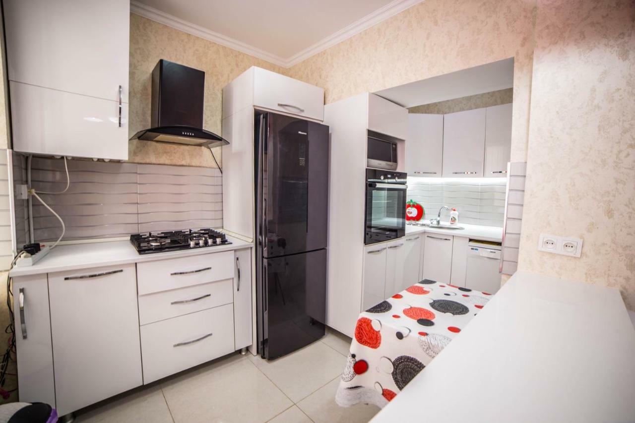 Guest House Theodora Кутаиси Экстерьер фото
